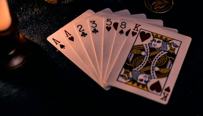 Live Casino Dealer HD Streaming မြန်မာ ကစားသမားများ Real-Time Baccarat Table ကစားနေသည့် မြင်ကွင်း